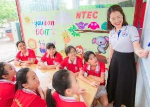 LUYỆN THI KET PET 